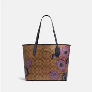 Coach Large Tote - Authentic